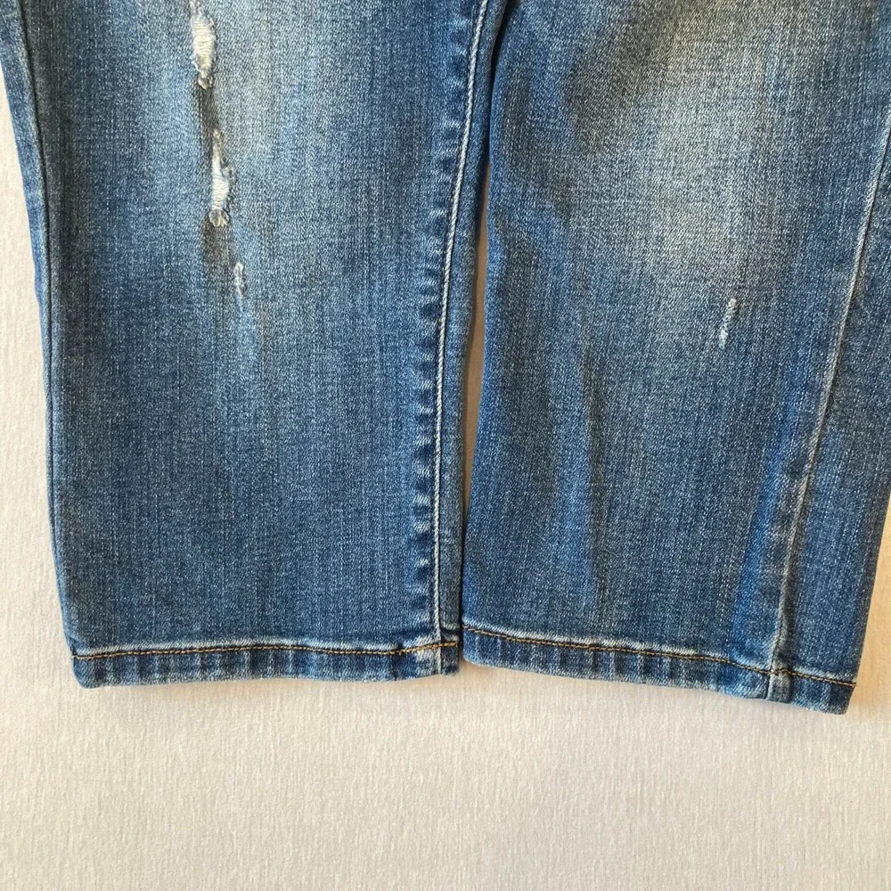 Judy Blue Women 14W Capri Fit Jeans Distressed Medium Wash 20